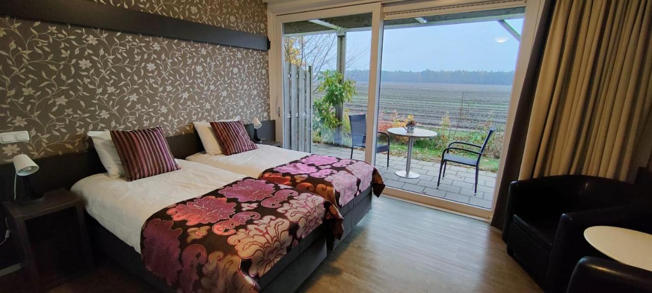 B&B Hotel De Vrije Vogel Elsloo  外观 照片
