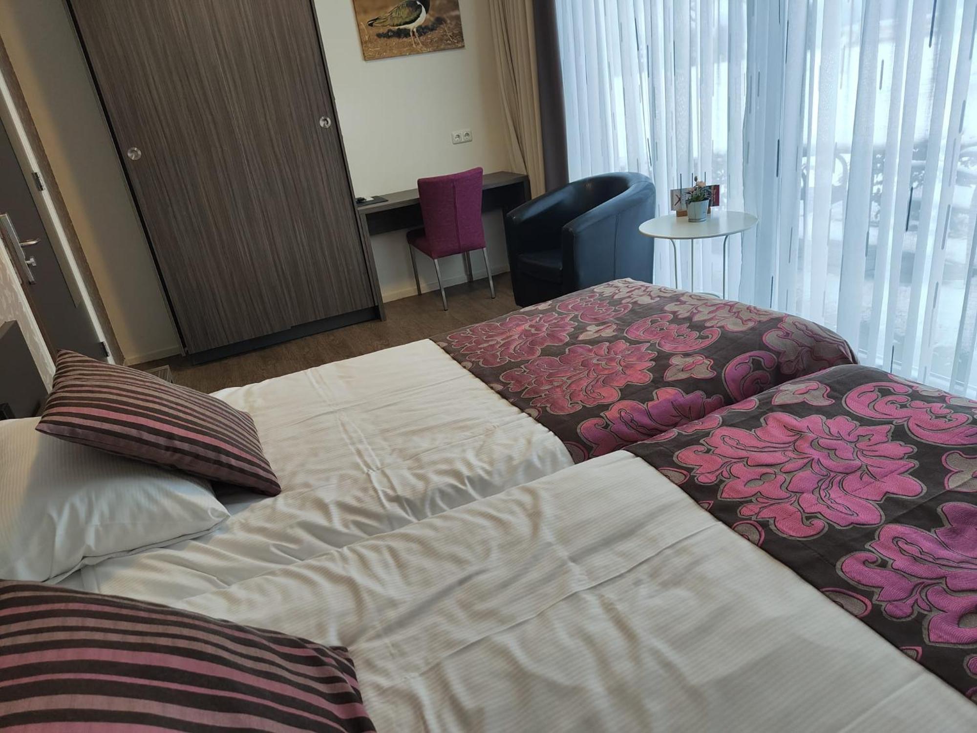 B&B Hotel De Vrije Vogel Elsloo  外观 照片