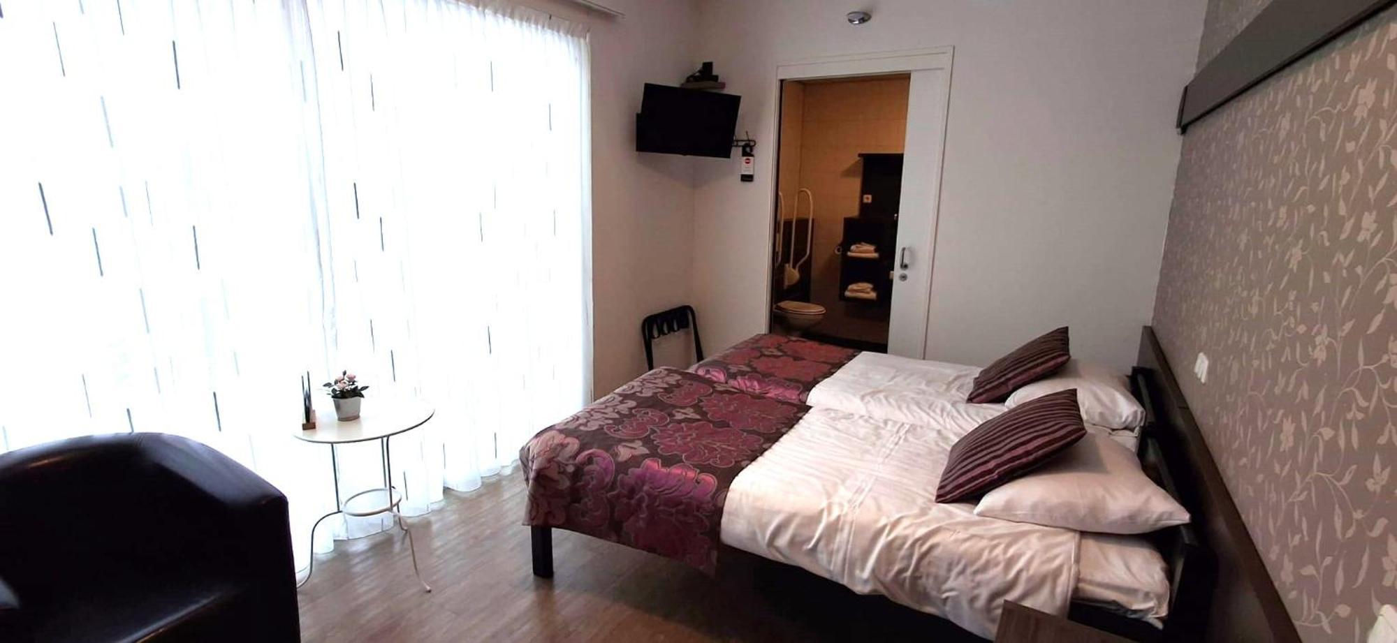 B&B Hotel De Vrije Vogel Elsloo  外观 照片